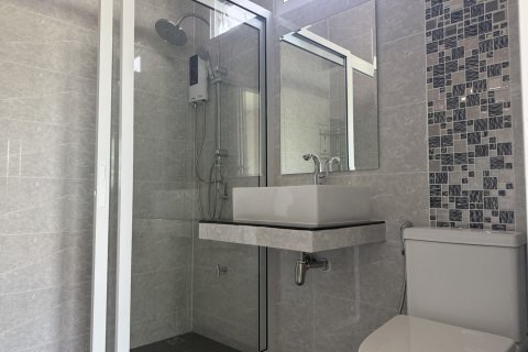 House in San Sai, Thailand 3 bedrooms № 173272 - photo 15