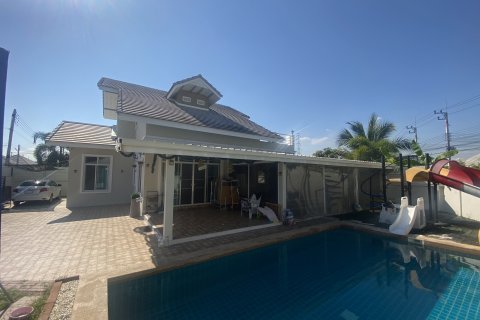 House in Hua Hin, Thailand 3 bedrooms № 159212 - photo 8