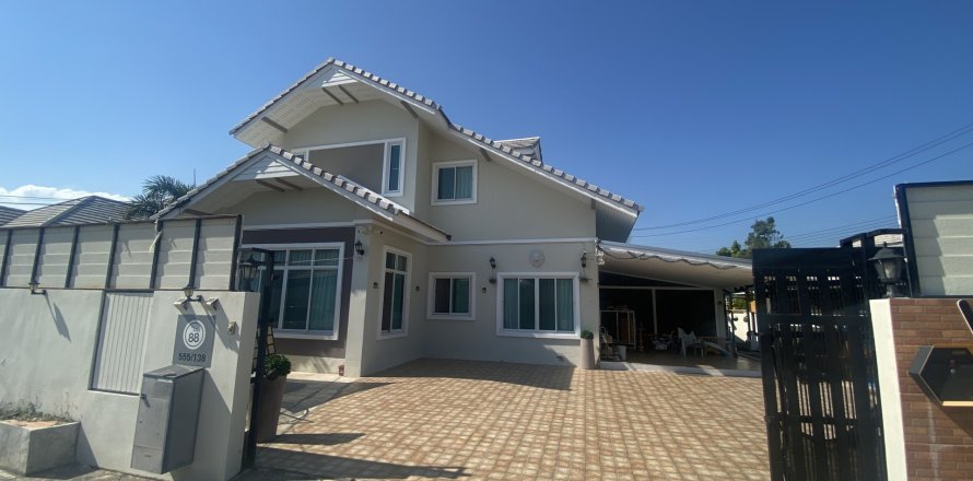 House in Hua Hin, Thailand 3 bedrooms № 159212