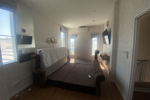 House in Hua Hin, Thailand 3 bedrooms № 159212 - photo 15