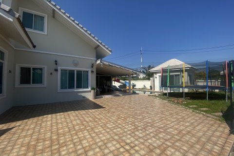 House in Hua Hin, Thailand 3 bedrooms № 159212 - photo 7