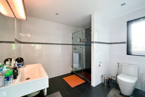Villa in Hua Hin, Thailand 4 Schlafzimmer № 221828 - Foto 28