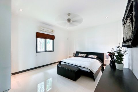 Villa in Hua Hin, Thailand 4 Schlafzimmer № 221828 - Foto 29