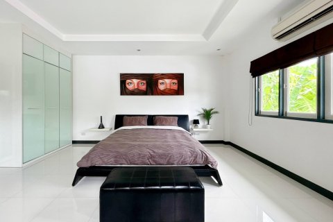 Villa in Hua Hin, Thailand 4 Schlafzimmer № 221828 - Foto 23