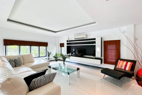 Villa in Hua Hin, Thailand 4 Schlafzimmer № 221828 - Foto 16