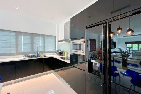 Villa in Hua Hin, Thailand 4 Schlafzimmer № 221828 - Foto 19