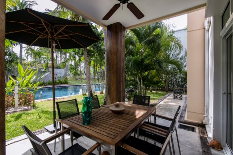Villa in Cha-am, Thailand 4 Schlafzimmer № 221834 - Foto 9