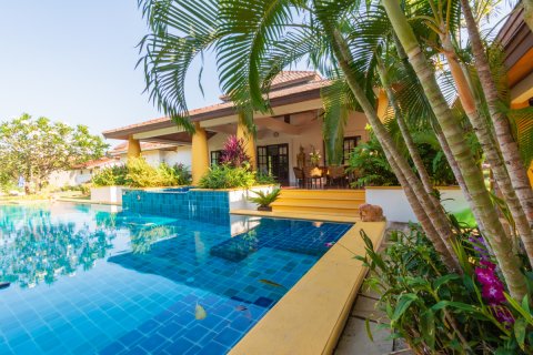 Villa in Hua Hin, Thailand 5 Schlafzimmer № 221830 - Foto 2