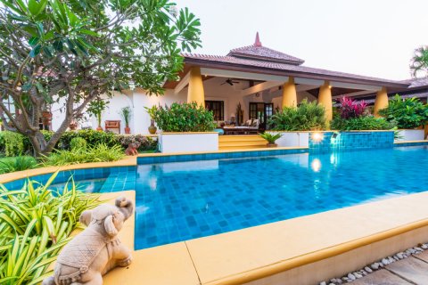 Chalet de 5 dormitorios en Hua Hin, Tailandia № 221830