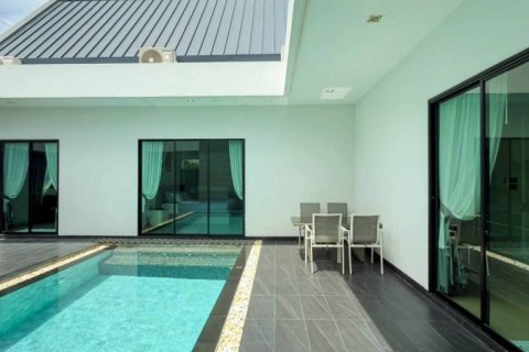 House in Pattaya, Thailand 3 bedrooms № 149695 - photo 1