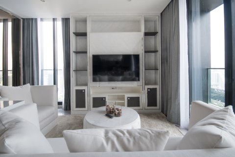 Condo à Pathum Wan, Bangkok, Thaïlande, 3 chambres № 200616 - photo 10