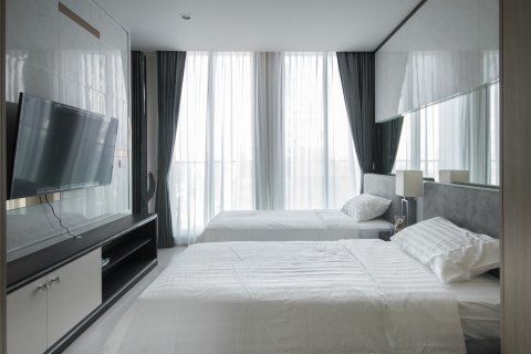 Condo à Pathum Wan, Bangkok, Thaïlande, 3 chambres № 200616 - photo 7