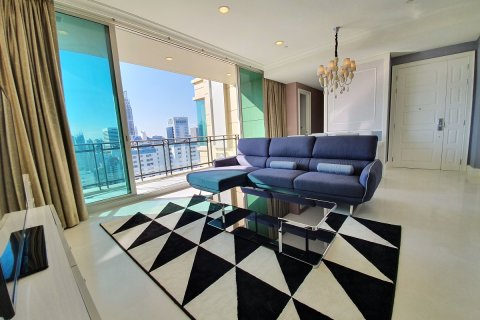 Condo à Watthana, Bangkok, Thaïlande, 3 chambres № 200613 - photo 2