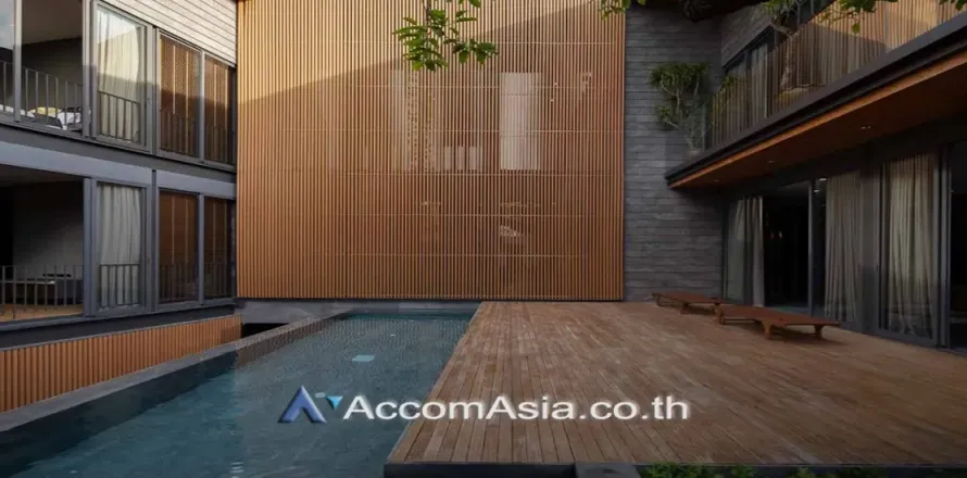 Haus in Bang Kaeo, Thailand 4 Schlafzimmer № 220113