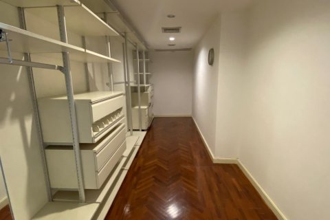 Condo in Yan Nawa, Bangkok, Thailand, 2 bedrooms  № 149913 - photo 24