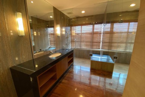 Condo in Yan Nawa, Bangkok, Thailand, 2 bedrooms  № 149913 - photo 3