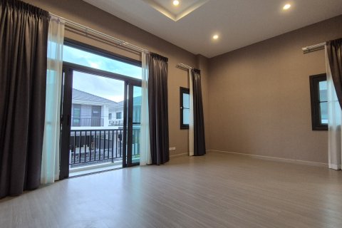 House in Pattaya, Thailand 4 bedrooms № 171886 - photo 6