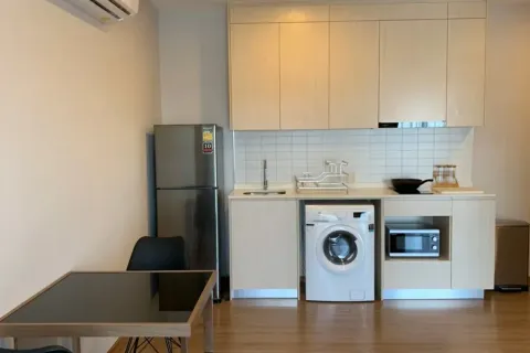 Condo à Bang Kapi, Bangkok, Thaïlande, 2 chambres  № 171890 - photo 6