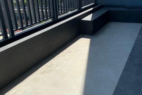 Condo à Bang Kapi, Bangkok, Thaïlande, 2 chambres  № 171890 - photo 11