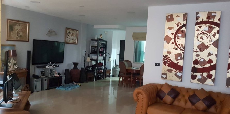 Maison à Pattaya, Thaïlande 3 chambres № 171884