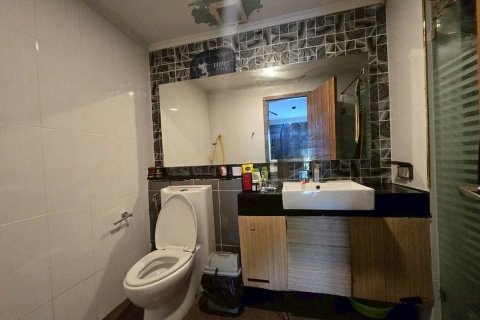 Condo in Pattaya, Thailand, 2 bedrooms  № 171889 - photo 8