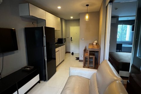 Studio dans le Condo à Khlong Toei, Bangkok, Thaïlande № 173420 - photo 7