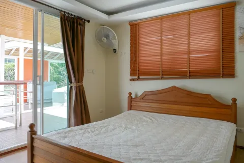 Villa in Phuket, Thailand 3 bedrooms № 173417 - photo 11