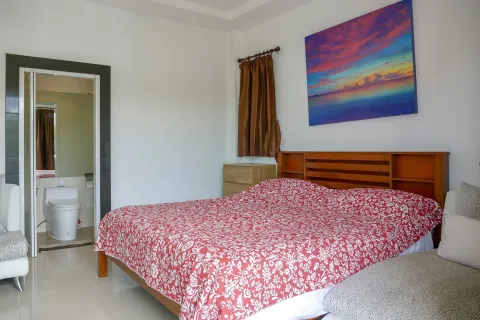 Villa in Phuket, Thailand 3 bedrooms № 173417 - photo 8