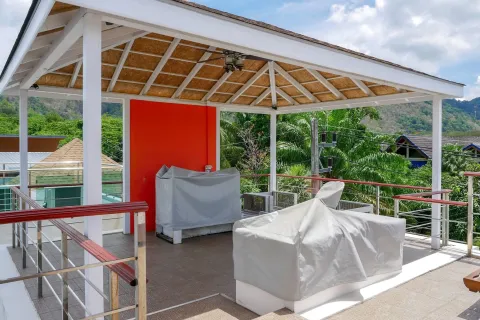 Villa in Phuket, Thailand 3 bedrooms № 173417 - photo 18