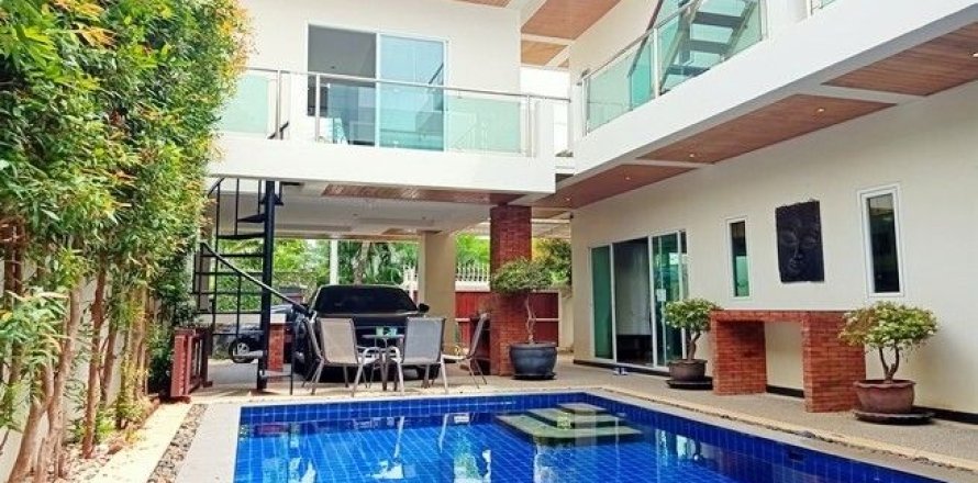Villa in Phuket, Thailand 3 bedrooms № 173417