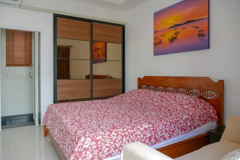 Villa in Phuket, Thailand 3 bedrooms № 173417 - photo 9