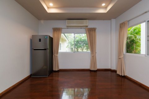 Maison à Hang Dong, Thaïlande 3 chambres № 173415 - photo 18