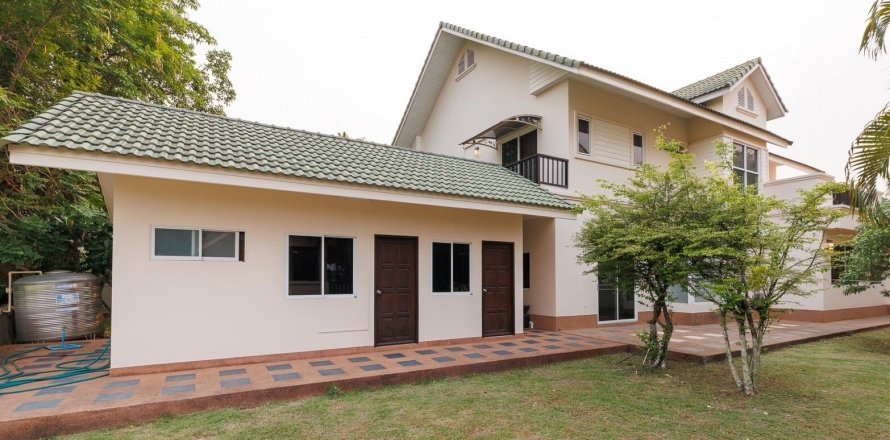 Maison à Hang Dong, Thaïlande 3 chambres № 173415