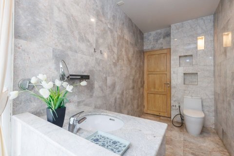 Maison à Hang Dong, Thaïlande 3 chambres № 173415 - photo 14