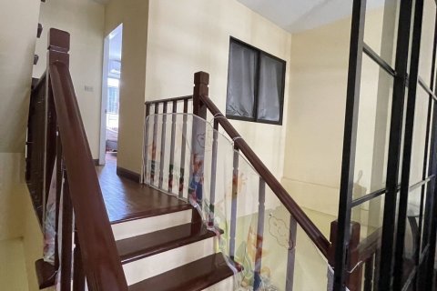 Townhouse in Wang Thonglang, Bangkok, Thailand 3 bedrooms № 137020 - photo 28