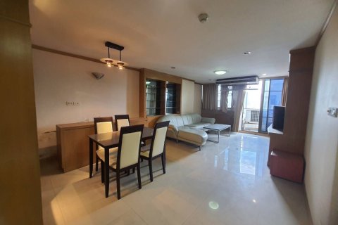 Condo in Watthana, Bangkok, Thailand, 2 bedrooms  № 158474 - photo 1