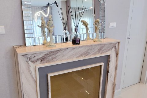 House in Bang Kaeo, Thailand 4 bedrooms № 158475 - photo 8