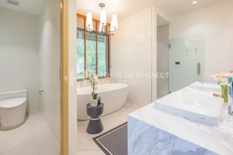 House in Phuket, Thailand 4 bedrooms № 135140 - photo 18