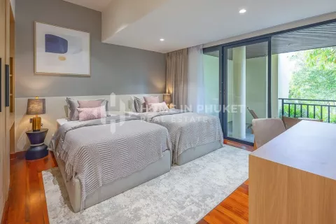 House in Phuket, Thailand 4 bedrooms № 135140 - photo 29