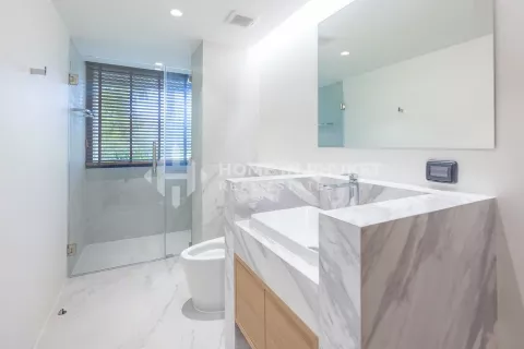 House in Phuket, Thailand 4 bedrooms № 135140 - photo 27