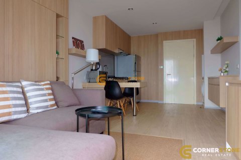 Studio dans le Condo à Pattaya, Thaïlande  № 135150 - photo 1