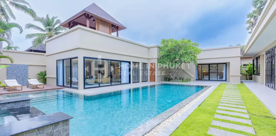 House in Bang Tao, Thailand 3 bedrooms № 135139