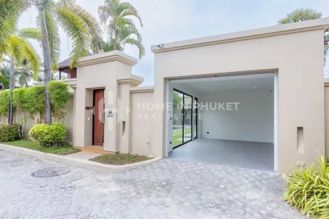 House in Bang Tao, Thailand 3 bedrooms № 135139 - photo 25