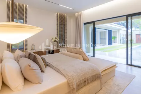 House in Bang Tao, Thailand 3 bedrooms № 135139 - photo 10