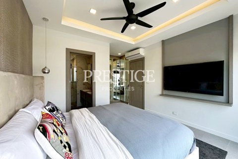 House in Pattaya, Thailand 3 bedrooms № 197969 - photo 15