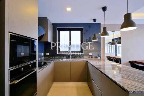 House in Pattaya, Thailand 3 bedrooms № 197969 - photo 11