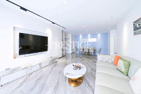 House in Pattaya, Thailand 4 bedrooms № 197965 - photo 3