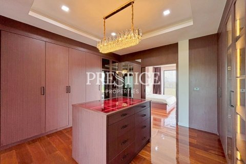 บ้านในพัทยา, ประเทศไทย 8 ห้องนอน № 197968 - รูปถ่าย 16