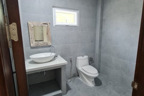 Villa in Chiang Rai, Thailand 3 bedrooms № 149759 - photo 14