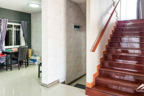 House in Chiang Mai, Thailand 3 bedrooms № 122818 - photo 18